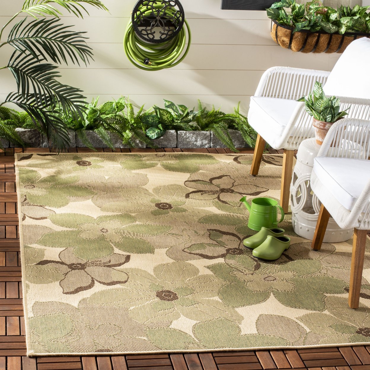 Safavieh Courtyard Indoor/Outdoor Rug Review: Affordable Patio Upgrade