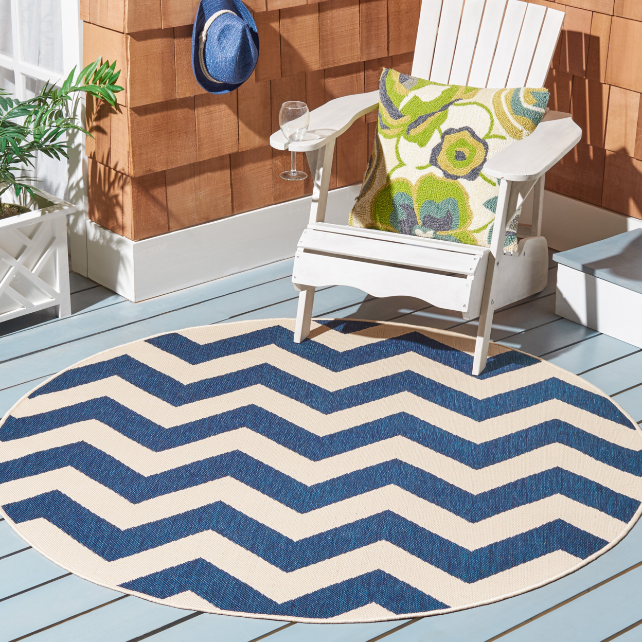 SAFAVIEH Indoor Outdoor CY6244-268 Courtyard Navy / Beige Rug