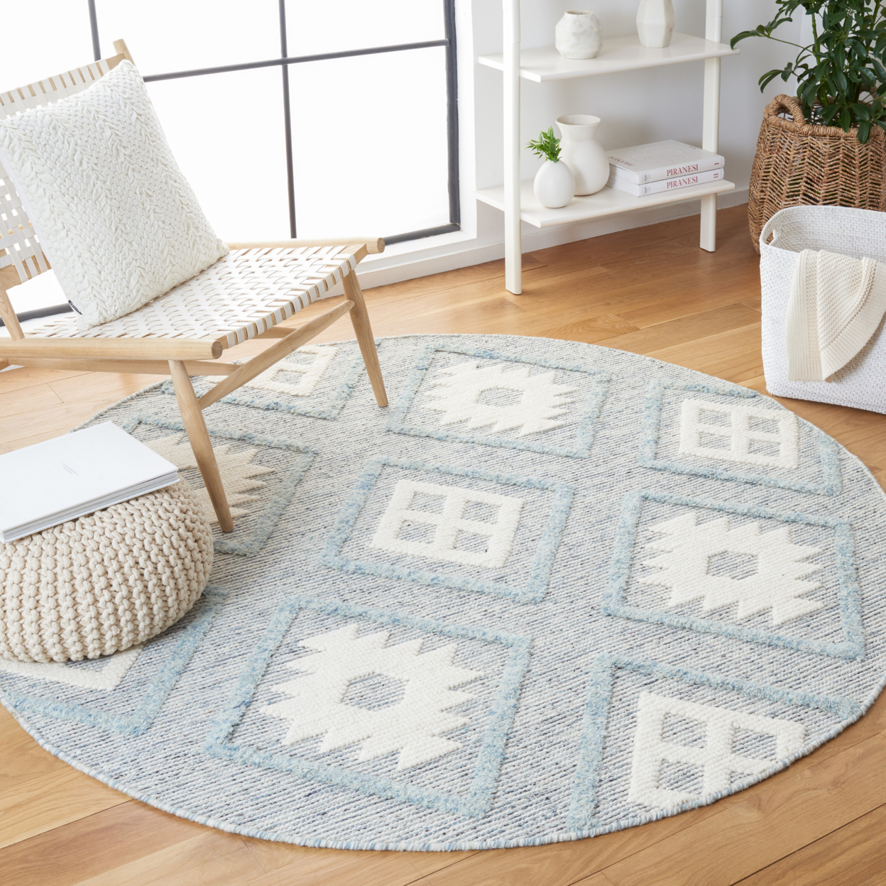 SAFAVIEH Vermont Collection VRM601M Blue / Ivory Rug - 6 X 6 Square