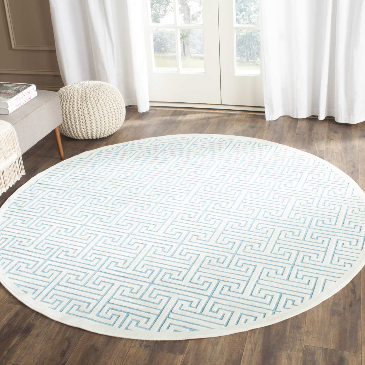 SAFAVIEH Paradise Collection PAR641A Ivory / Turquoise Rug - 6' 7 Square