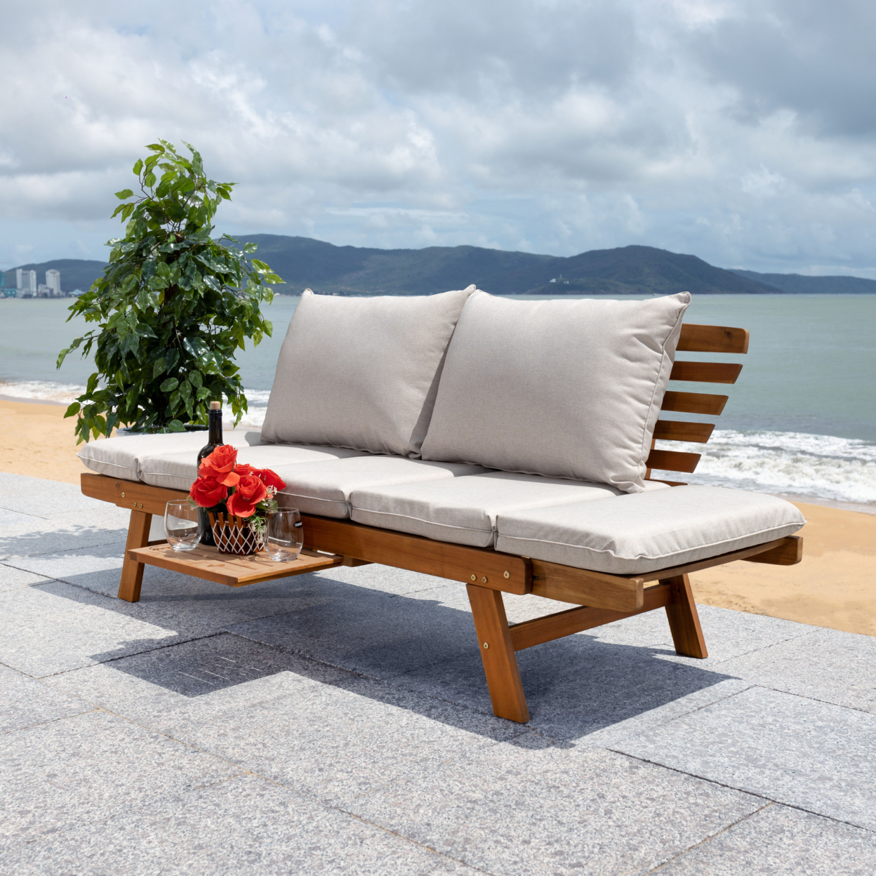 SAFAVIEH Outdoor Collection Emely Outdoor Daybed Natural / Light Grey