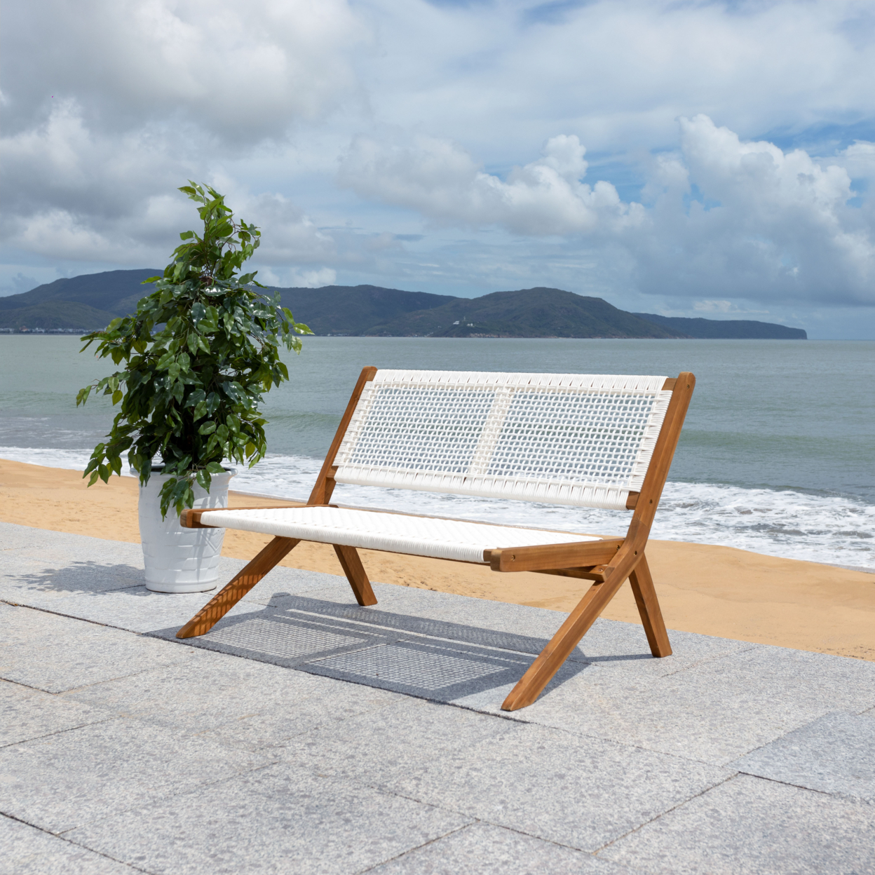 SAFAVIEH Outdoor Collection Kobina Outdoor Bench Natural/White Rope