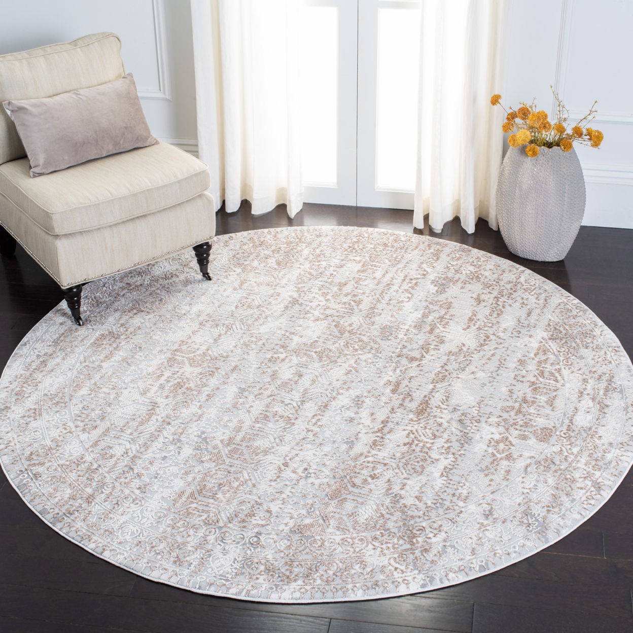 SAFAVIEH Alhambra Collection ALH625F Grey / Brown Rug - 6-7 X 6-7 Square