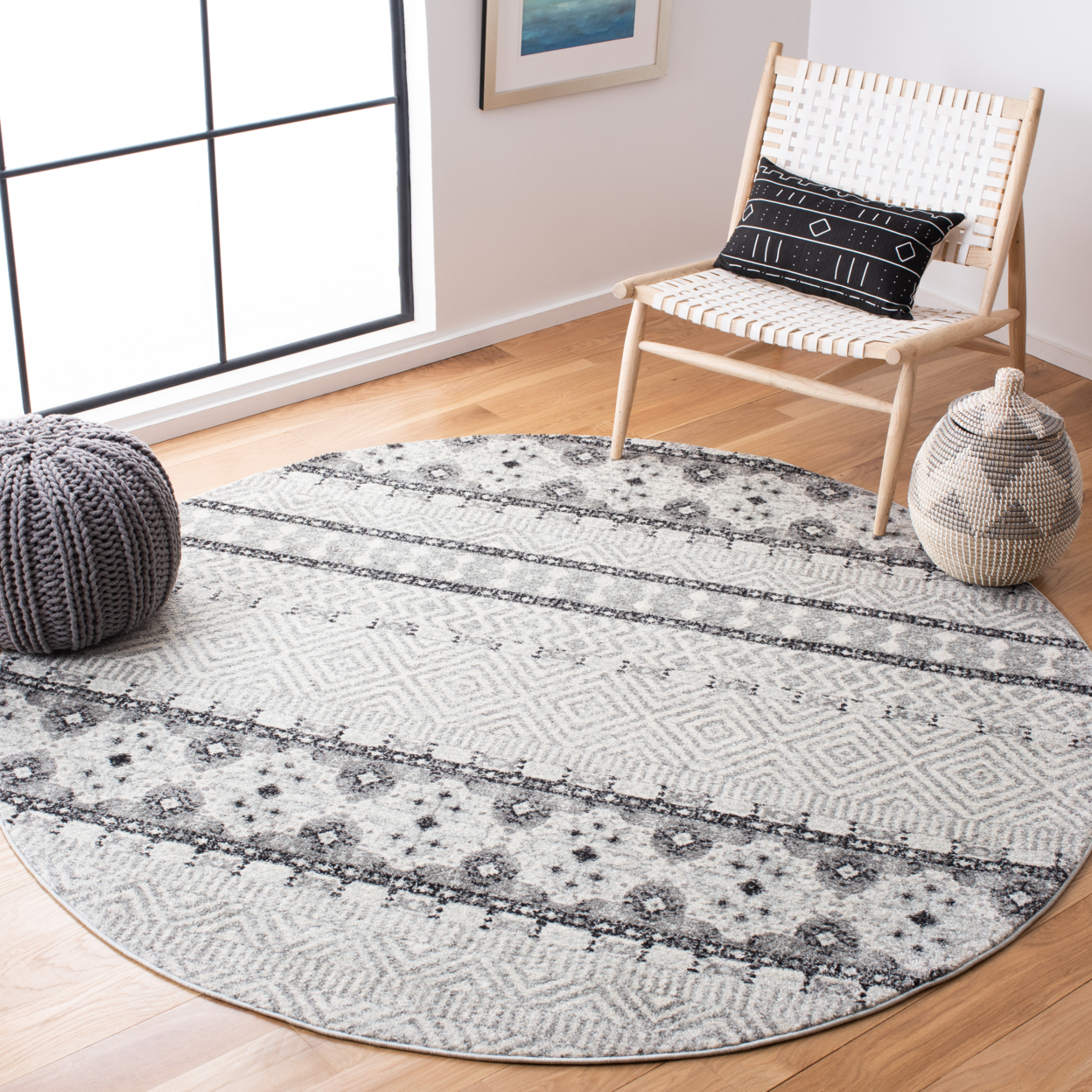 SAFAVIEH Madison Collection MAD797H Charcoal / Grey Rug - 6-7 X 6-7 Square