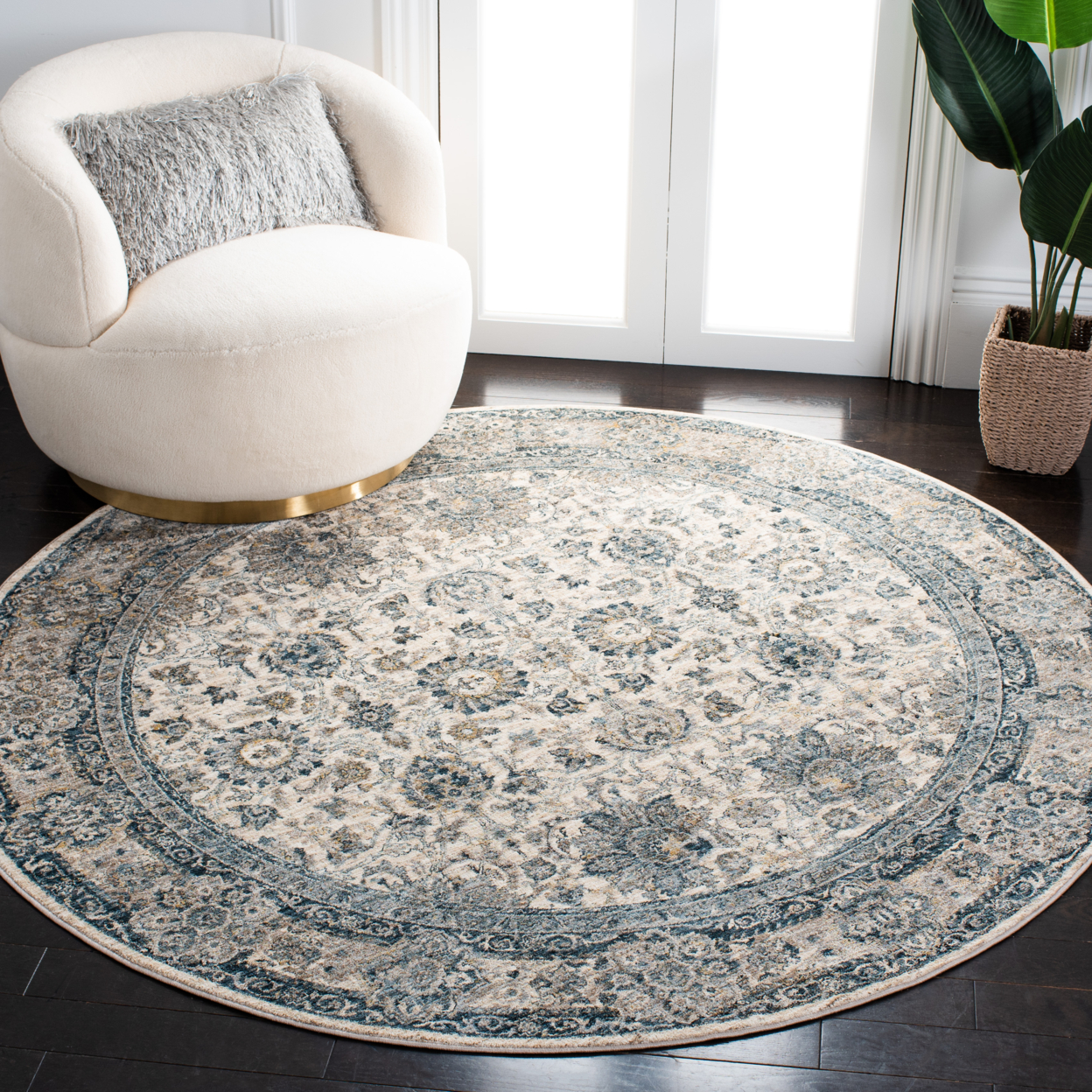 SAFAVIEH Valencia Collection VAL570A Ivory / Blue Rug - 6' 4 Round