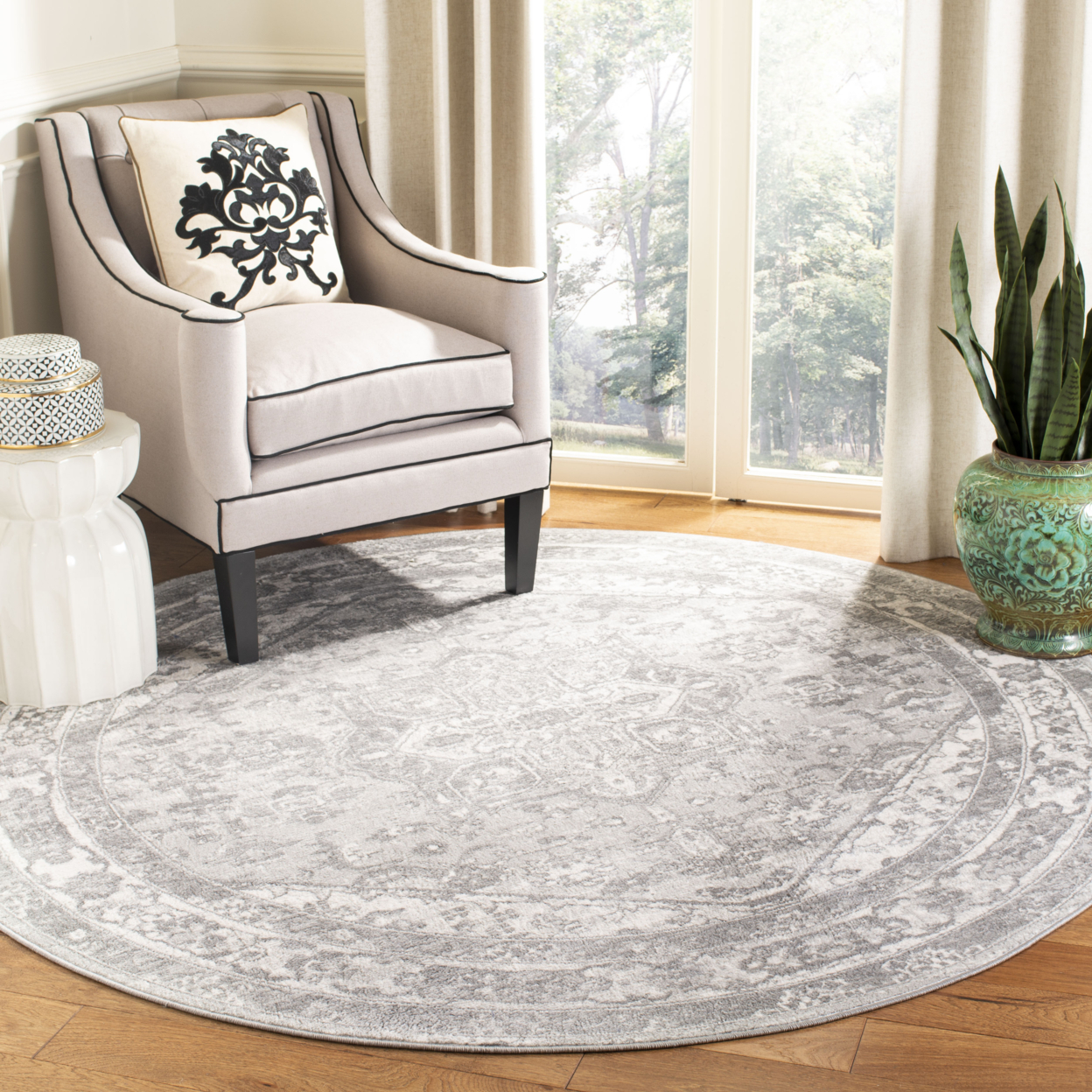 SAFAVIEH Brentwood Collection BNT852B Cream / Grey Rug - 9' Square