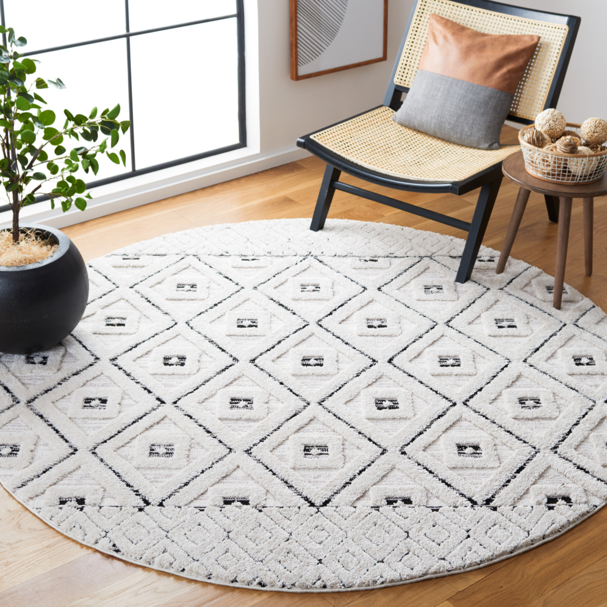 SAFAVIEH Marrakesh Collection MRK546A Ivory / Grey Rug - 6' 7 Square