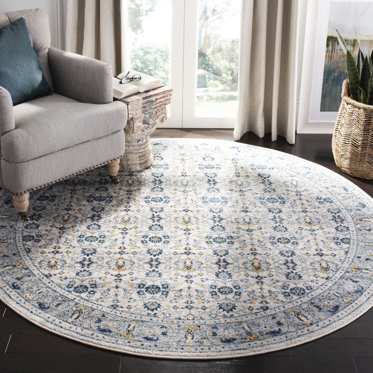 SAFAVIEH Madison Collection MAD151N Ivory / Navy Rug - 6'-7 X 6'-7 Square