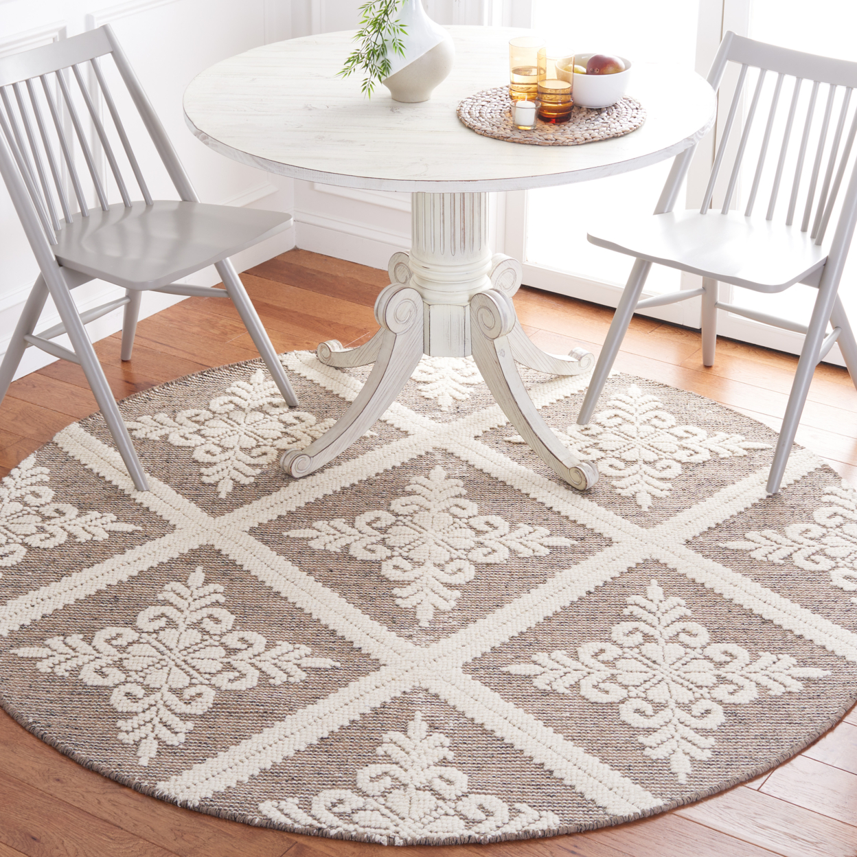 SAFAVIEH Vermont VRM306T Handwoven Ivory / Brown Rug - 6' Square