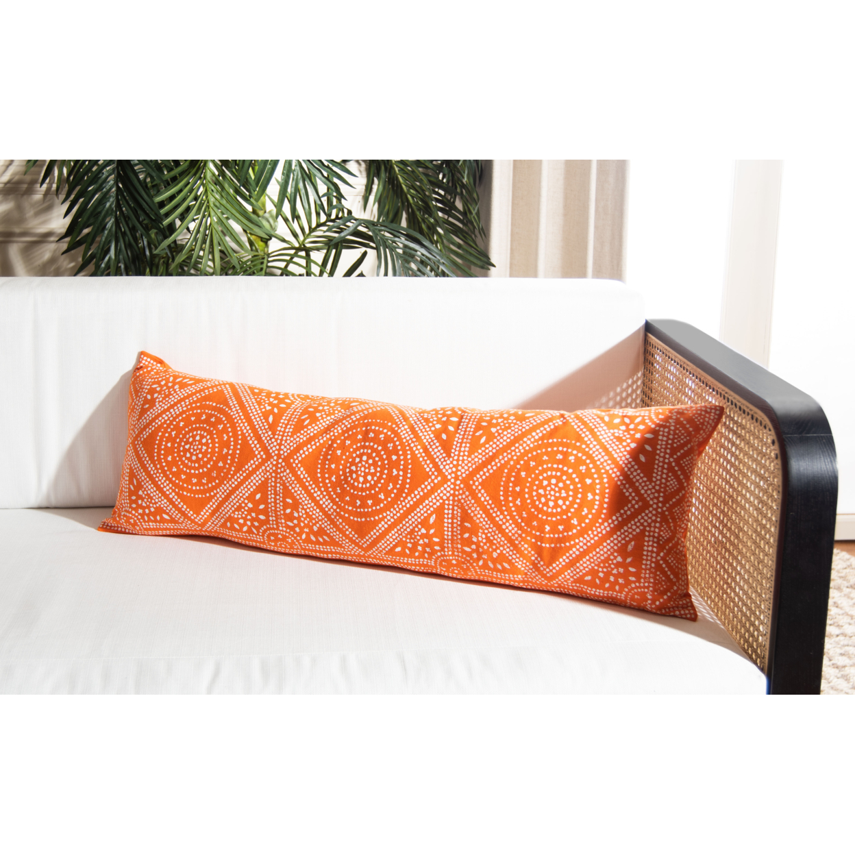 SAFAVIEH Valenti Pillow Orange / White