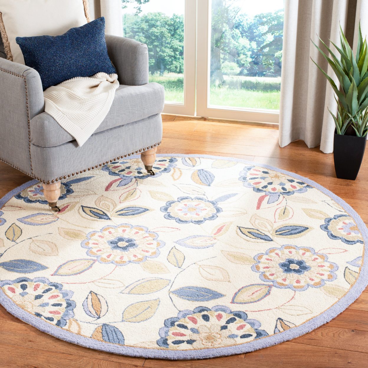 SAFAVIEH Chelsea HK179A Hand-hooked Ivory / Blue Rug - 2' 6 X 12'