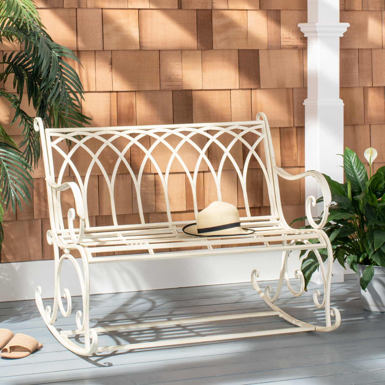 SAFAVIEH Outdoor Collection Ressi Rock Bench Pearl White