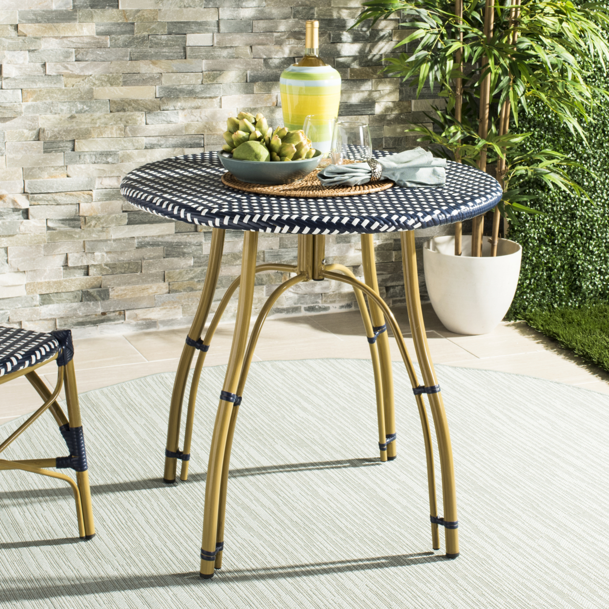 SAFAVIEH Outdoor Collection Kylie Rattan Bistro Table Navy/White