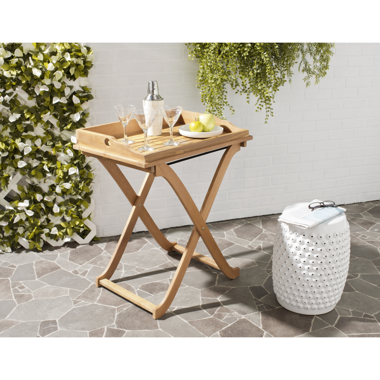 SAFAVIEH Outdoor Collection Covina Tray Table Natural
