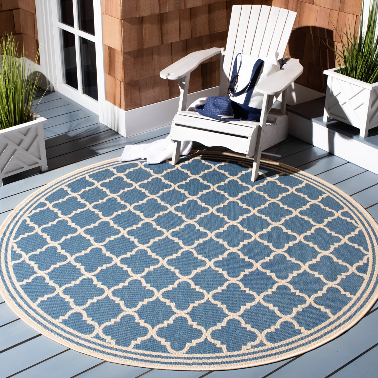 SAFAVIEH Indoor Outdoor BHS121M Beach House Blue / Creme Rug - 6' 7 Square