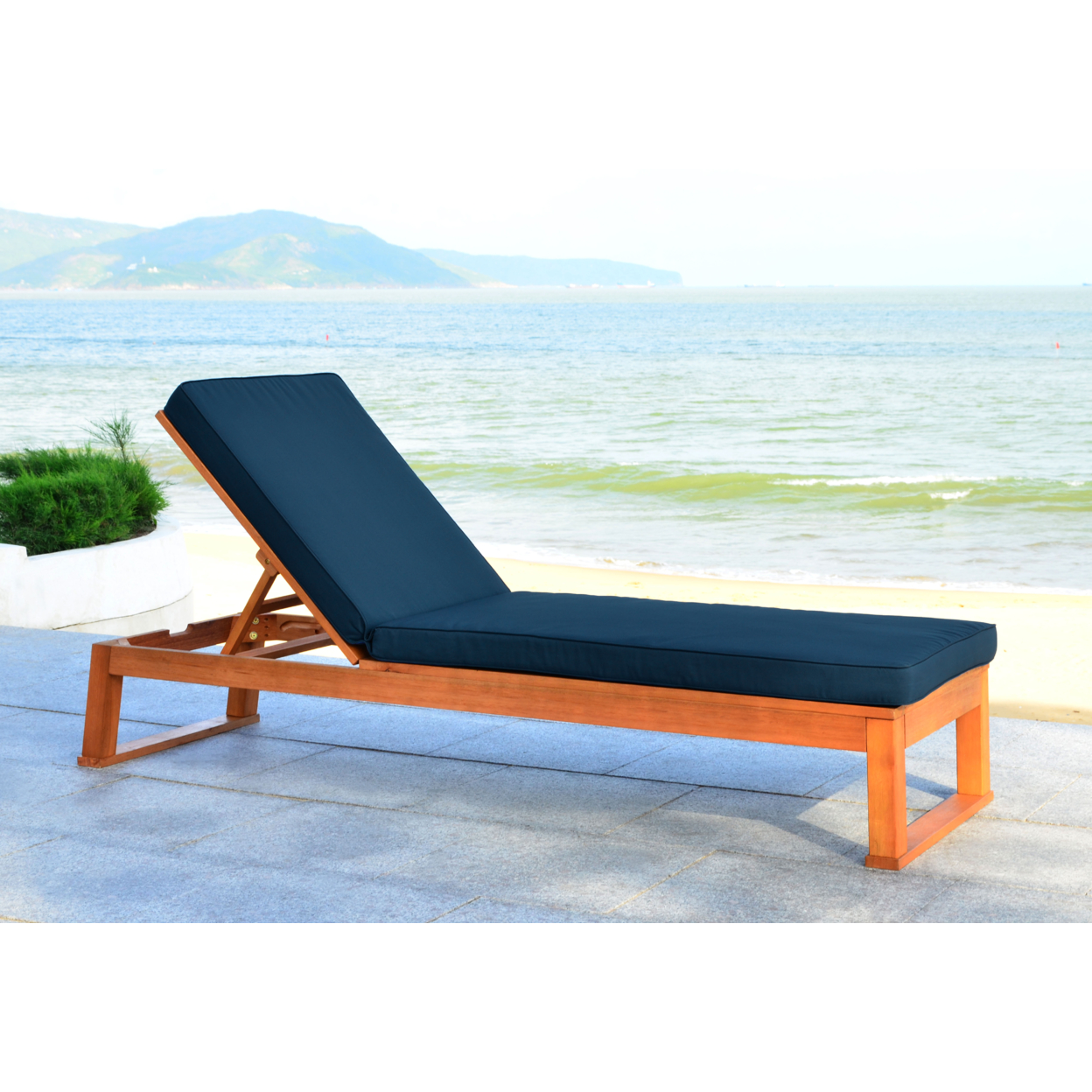 SAFAVIEH Outdoor Collection Solano Chaise Sunlounger Natural/Navy