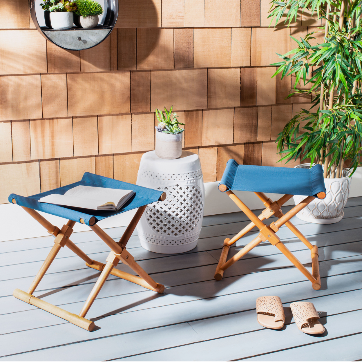 SAFAVIEH Outdoor Collection Breanne Stool Natural/Navy