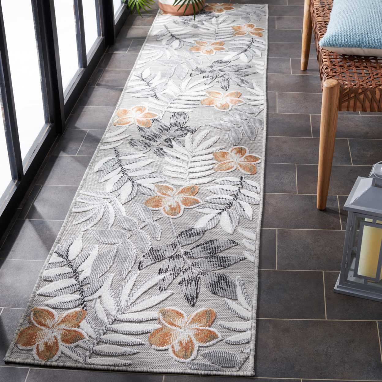 SAFAVIEH Outdoor CBN405A Cabana Collection Grey / Ivory Rug - 2' X 9'