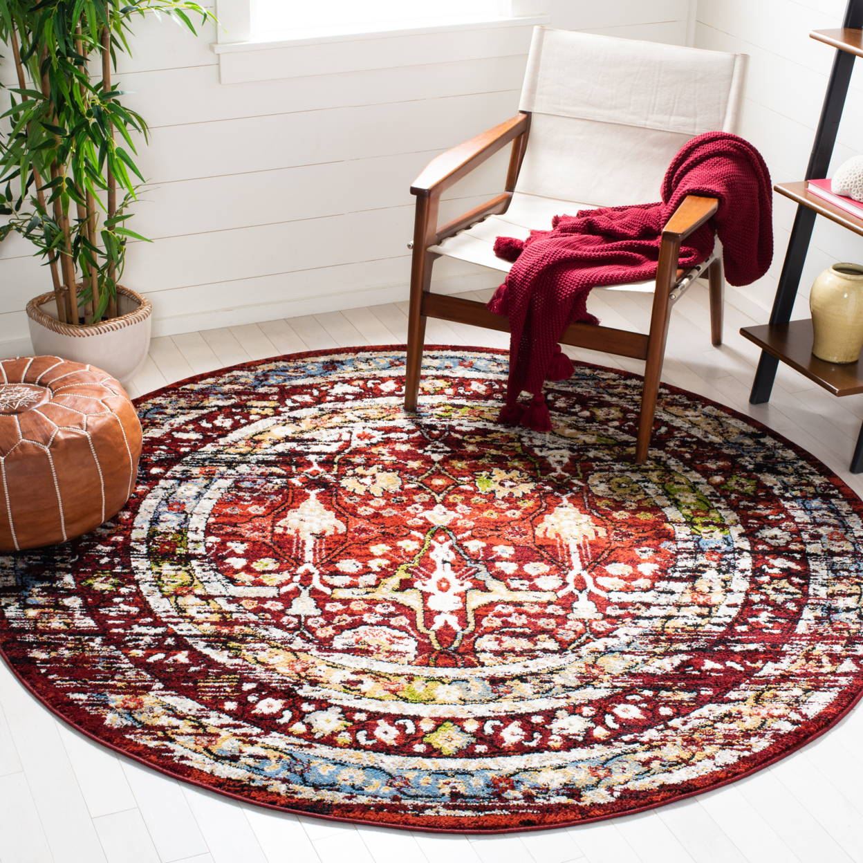 SAFAVIEH Amsterdam Collection AMS177Q Red Rug - 6' 7 Round