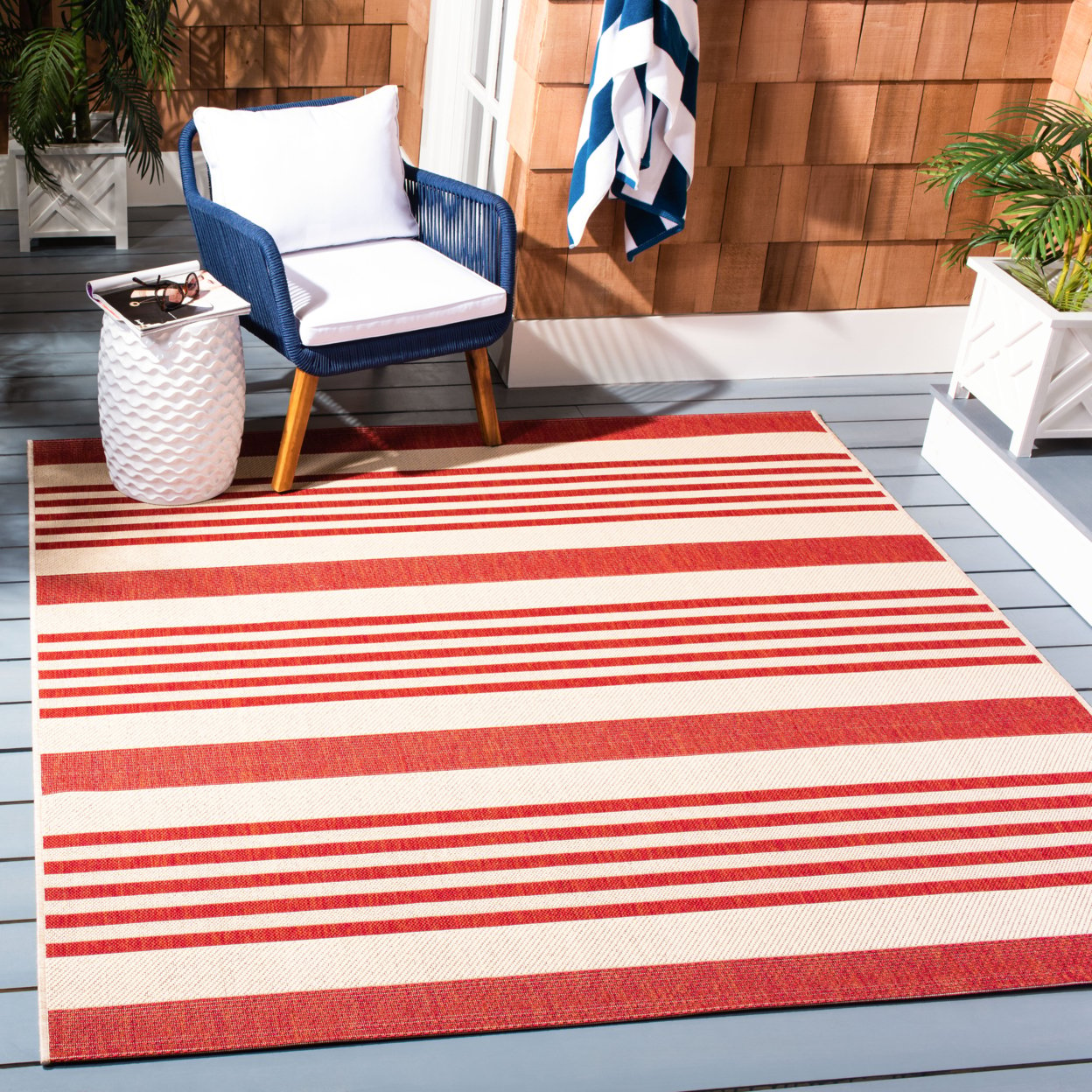 SAFAVIEH Indoor Outdoor BHS222Q Beach House Beige / Red Rug - 5' 3 Square