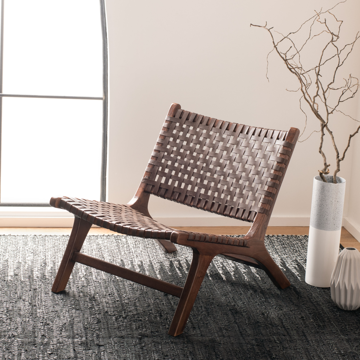 SAFAVIEH Luna Leather Woven Accent Chair Brown/ Brown
