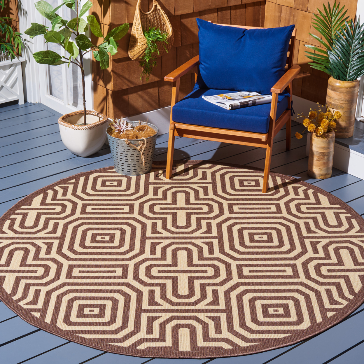 SAFAVIEH Outdoor CY2962-3409 Courtyard Chocolate / Natural Rug - 6' 7 Square