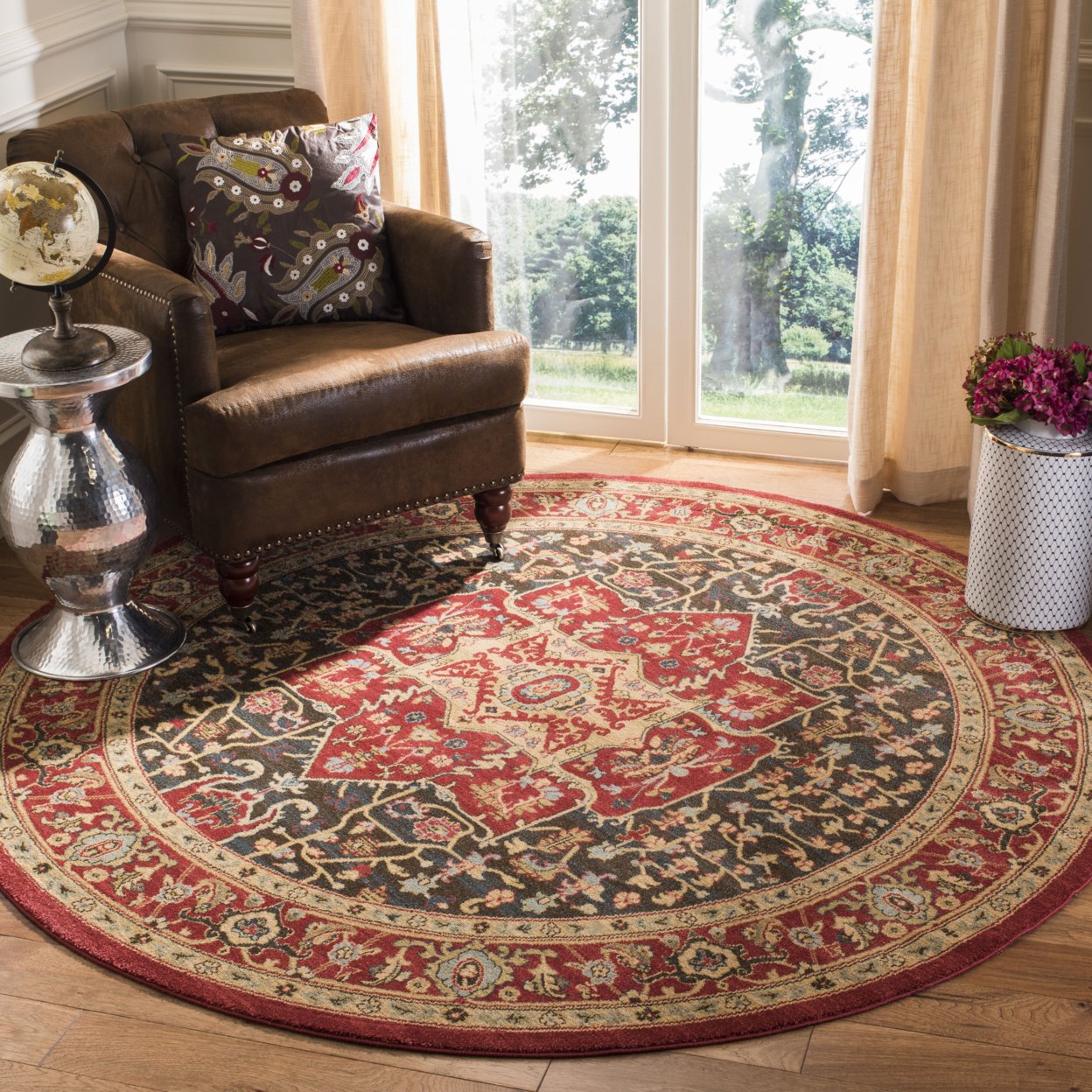 SAFAVIEH Mahal Collection MAH625D Red / Red Rug - 3' Round