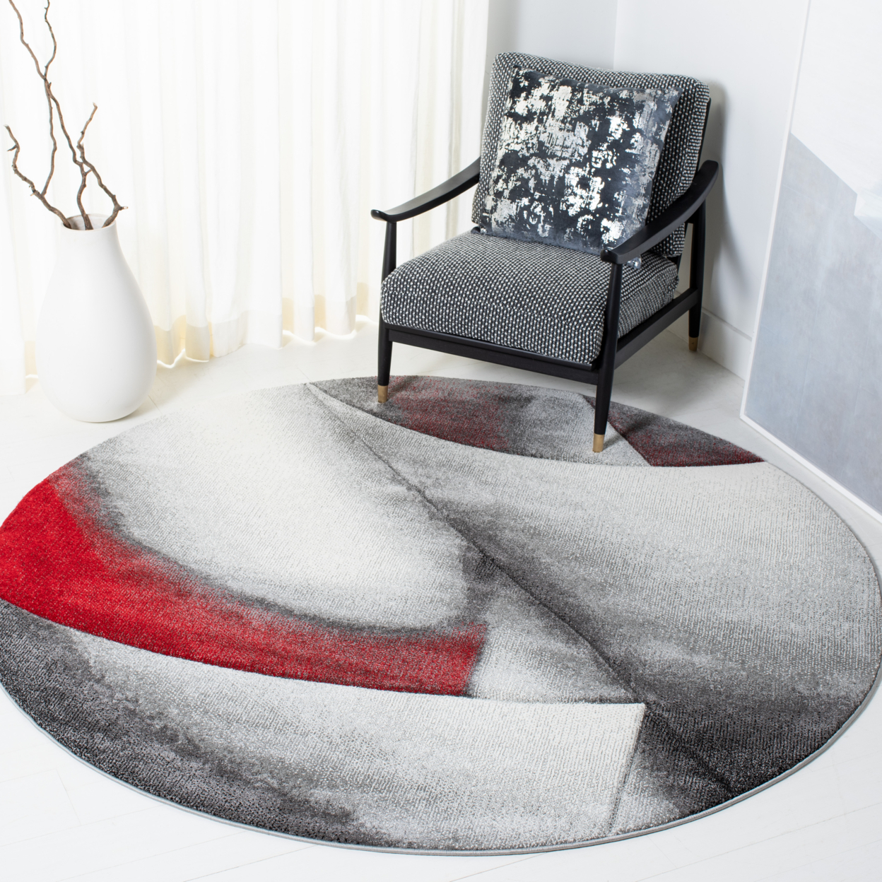 SAFAVIEH Hollywood Collection HLW716Q Grey / Red Rug - 6-7 X 6-7 Square