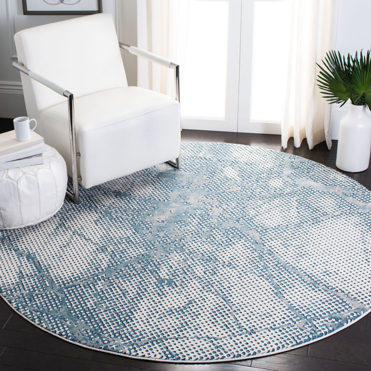 SAFAVIEH Meadow Collection MDW180K Turquoise / Ivory Rug - 6' 7 Round