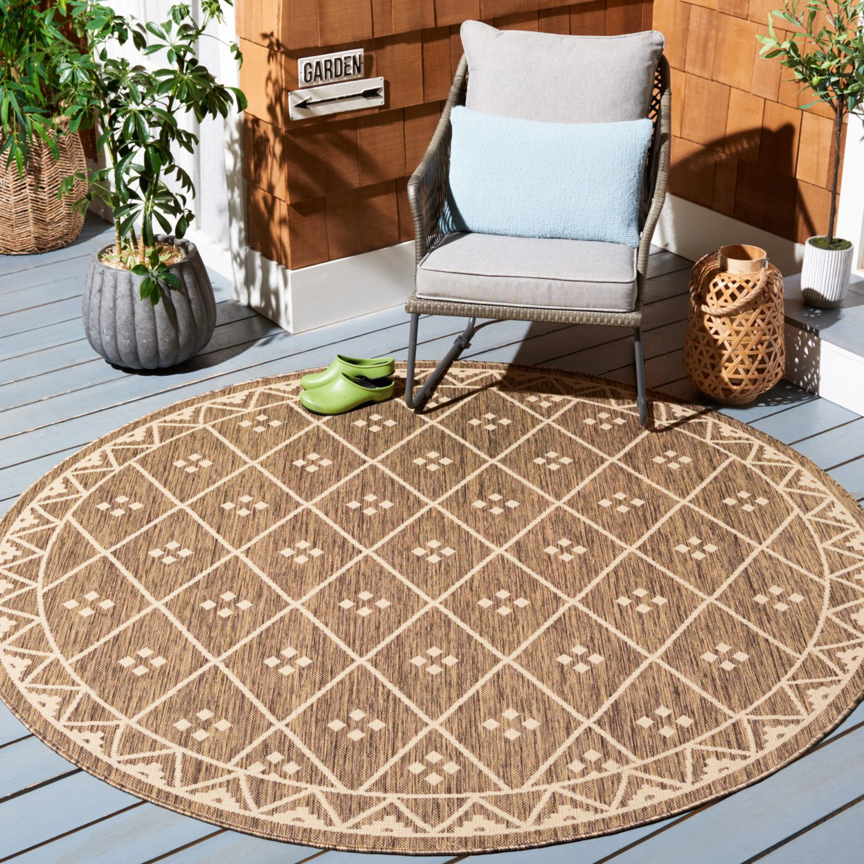 SAFAVIEH Outdoor CY6303-232 Courtyard Brown / Light Beige Rug - 6' 7 Square