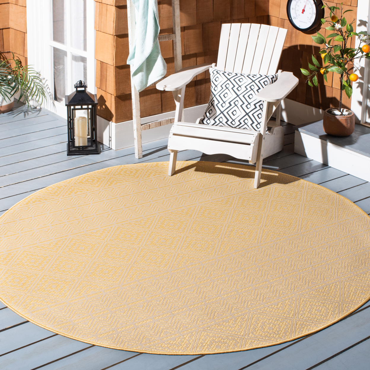 SAFAVIEH Outdoor CY6787-30621 Courtyard Beige / Gold Rug - 6' 7 Square