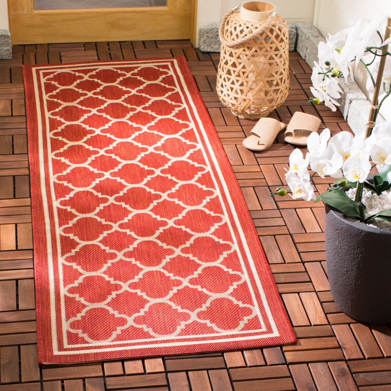 SAFAVIEH Outdoor CY6918-248 Courtyard Collection Red / Bone Rug - 2' 7 X 5'