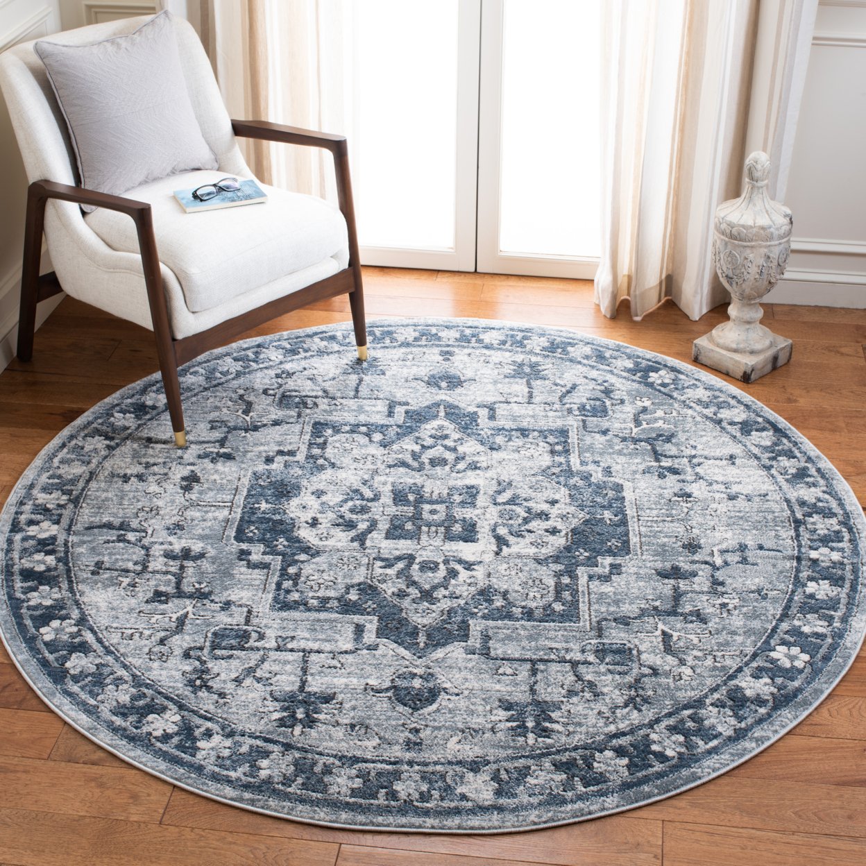 SAFAVIEH Oregon Collection ORE883N Navy / Ivory Rug - 3 X 5