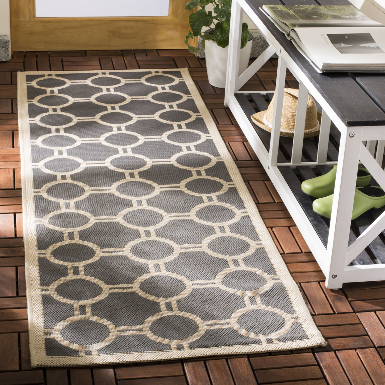 SAFAVIEH Outdoor CY6924-246 Courtyard Anthracite / Beige Rug - 7' 10 Square