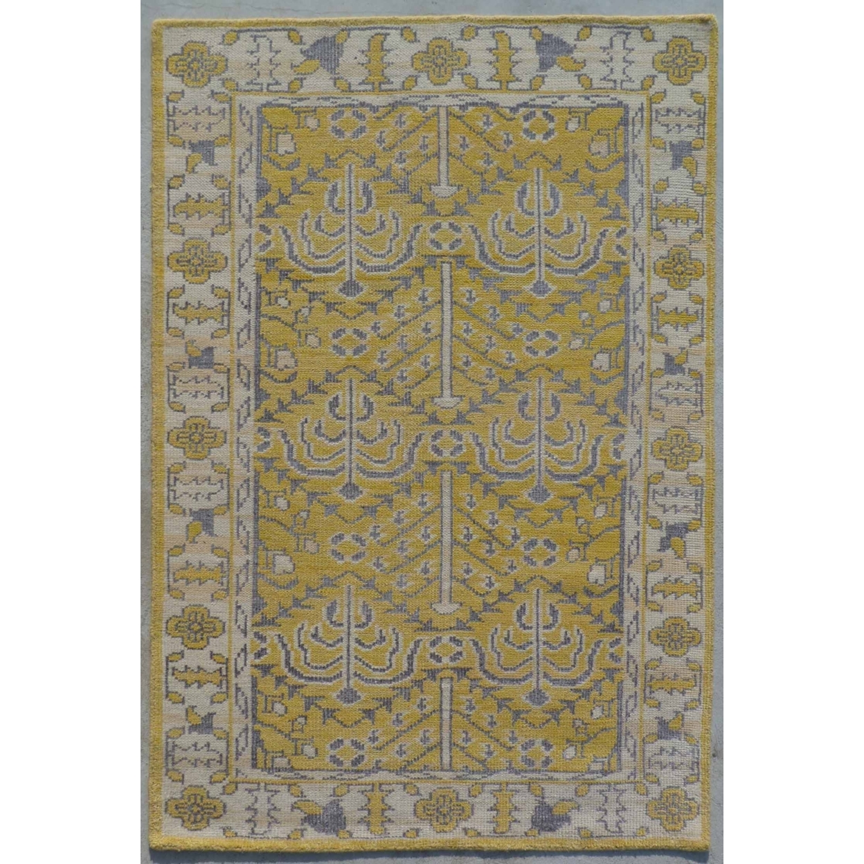 SAFAVIEH Stone Wash STW213A Hand-knotted Yellow Rug - 4' X 6'