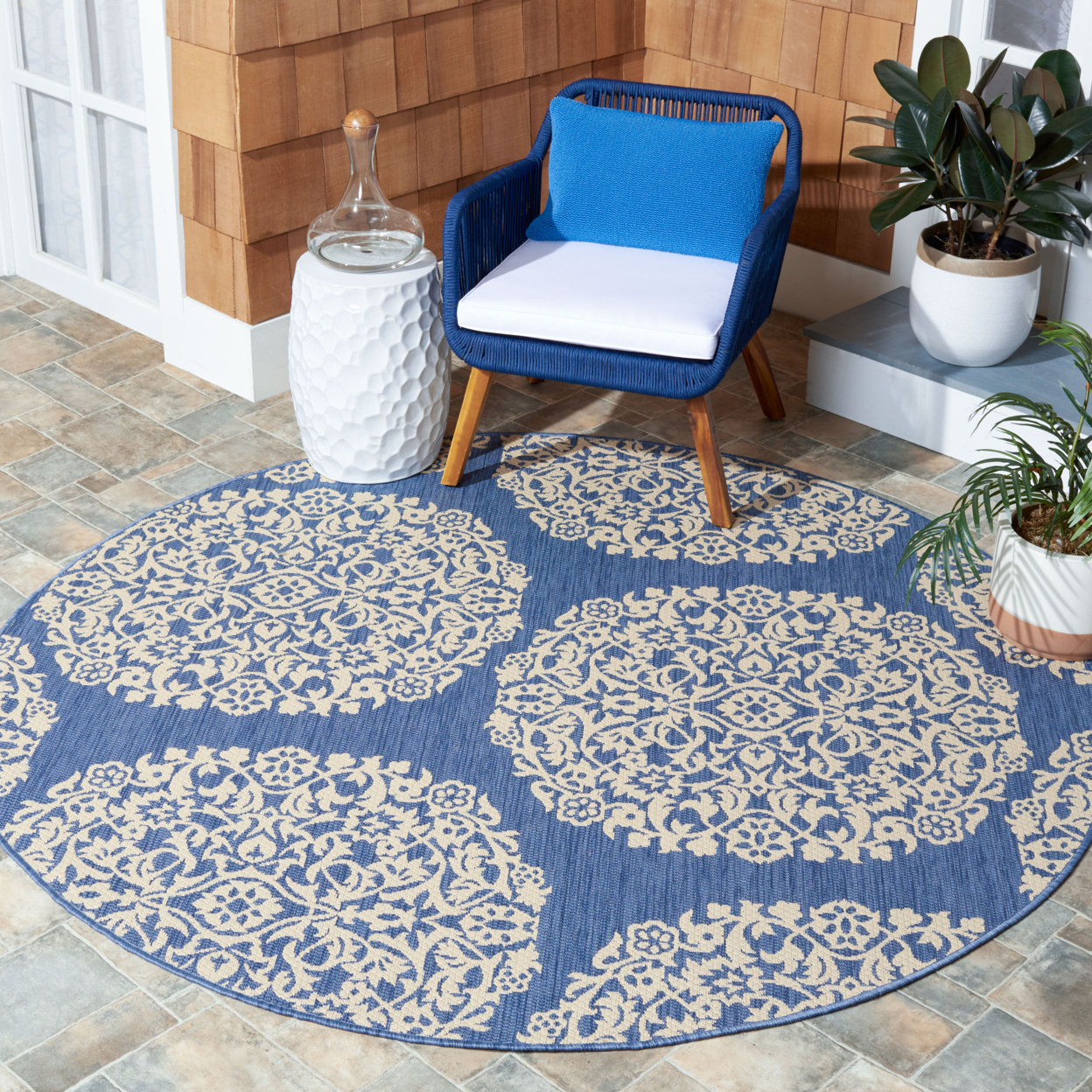 SAFAVIEH Outdoor CY6962-23321 Courtyard Blue / Ivory Rug - 6' 7 Square