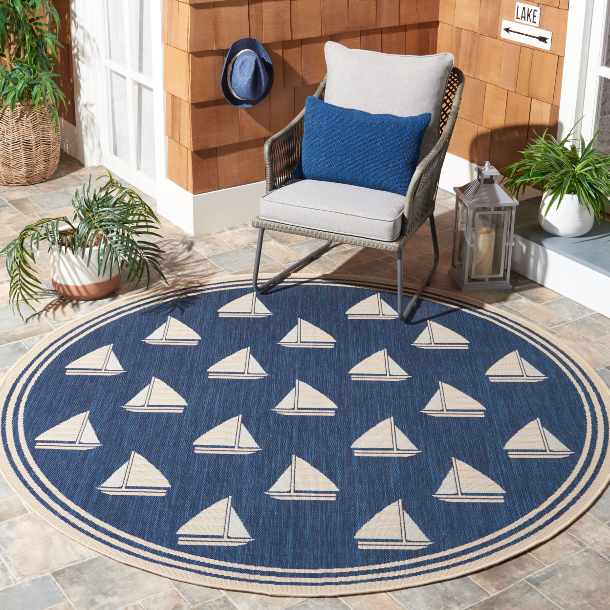 SAFAVIEH Outdoor CY7422-258A22 Courtyard Navy / Beige Rug - 6' 7 Square