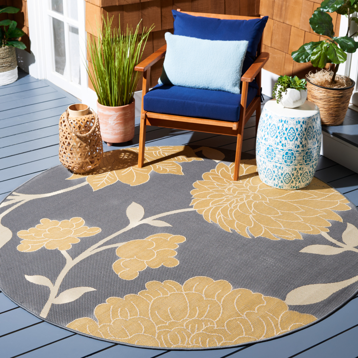 SAFAVIEH Outdoor CY7321-246A21 Courtyard Anthracite / Beige Rug - 4' Square