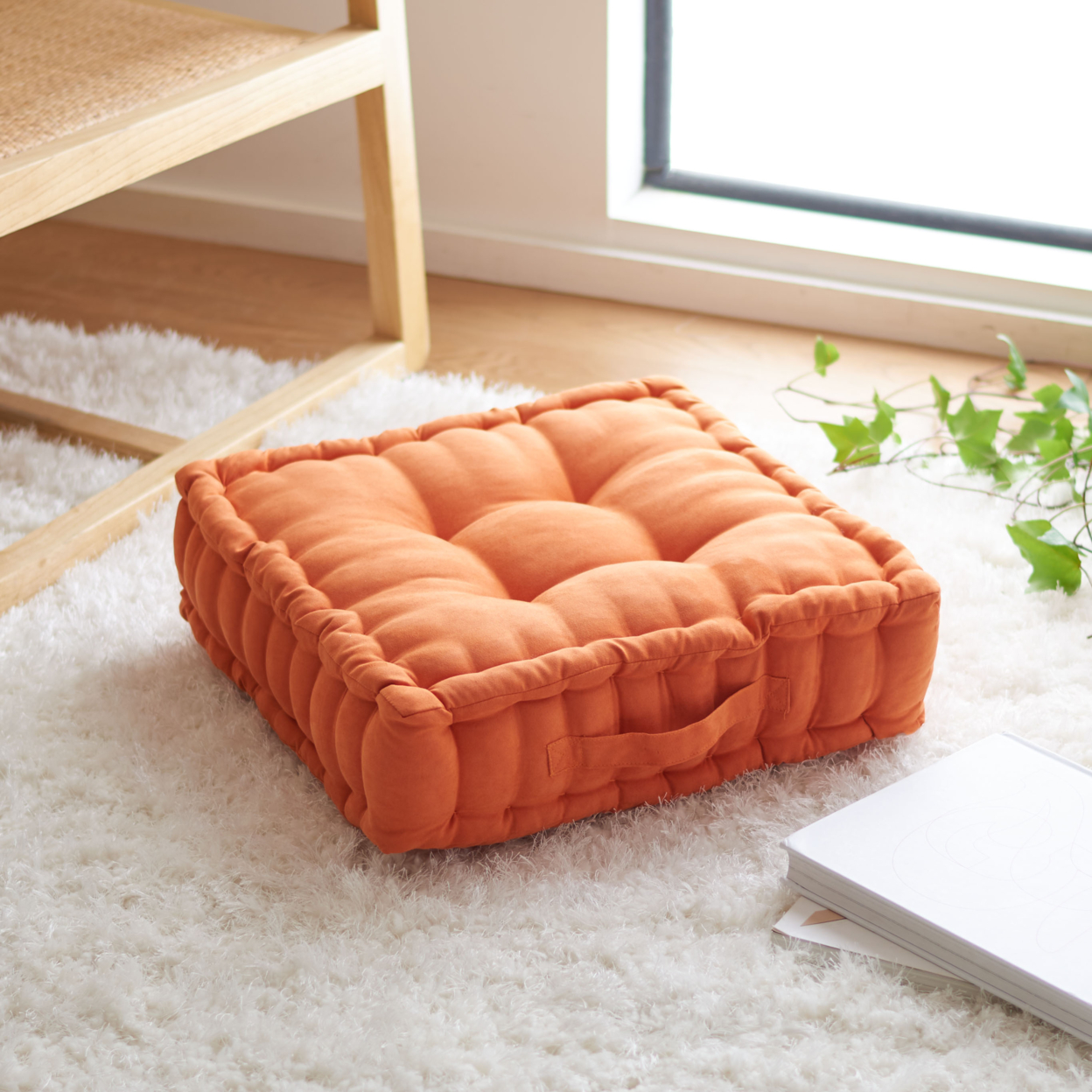 SAFAVIEH Gardenia Floor Pillow Orange