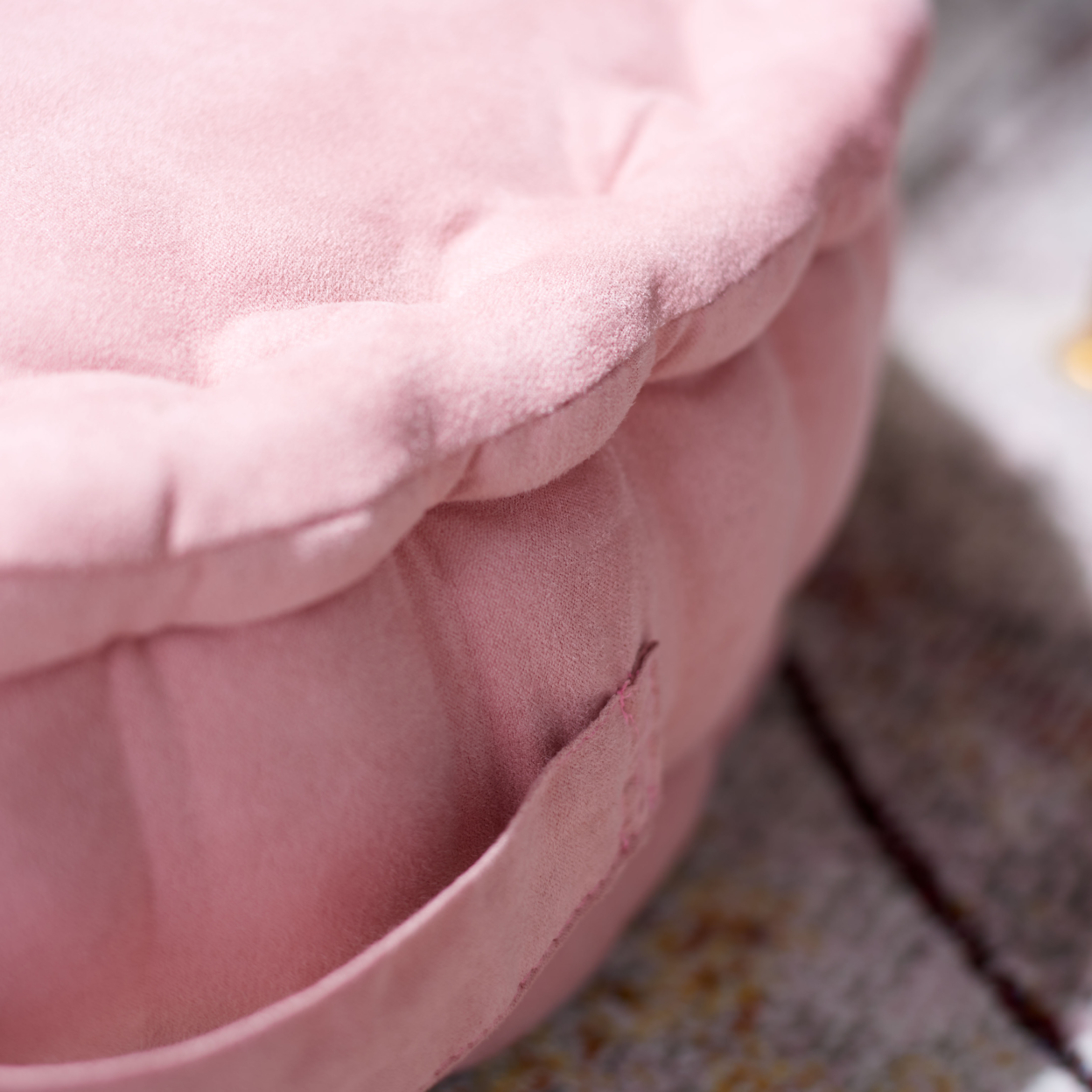 SAFAVIEH Payton Floor Pillow Pink
