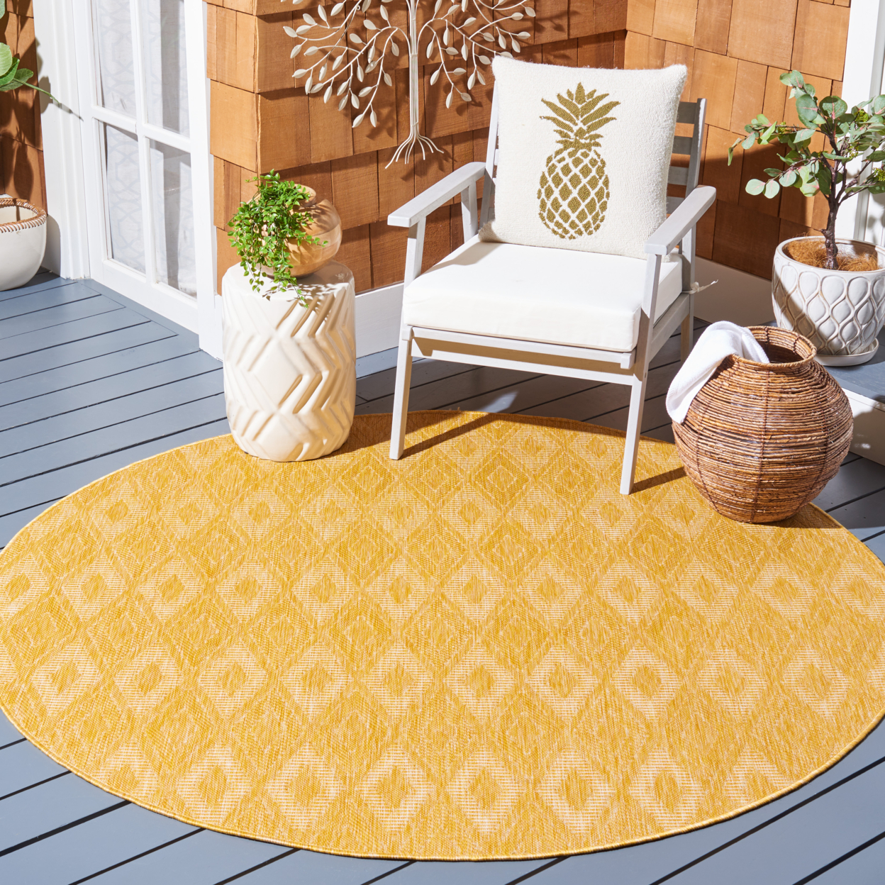 SAFAVIEH Outdoor CY8522-56022 Courtyard Collection Gold Rug - 5' 3 X 7' 7