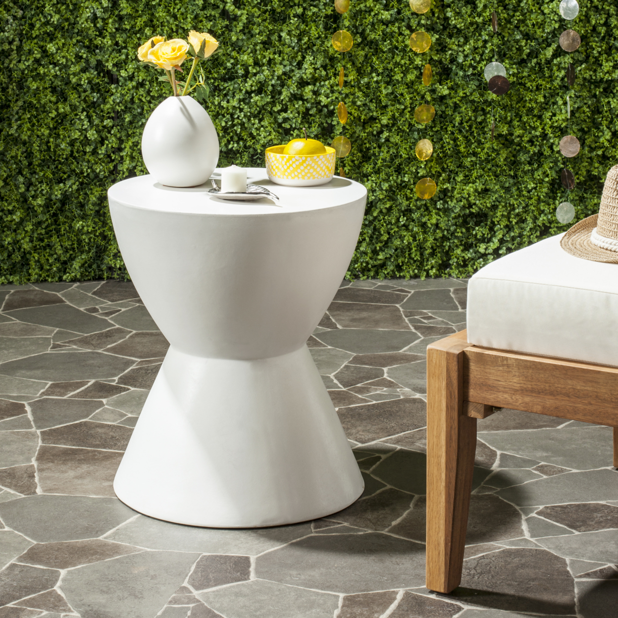 SAFAVIEH Outdoor Collection Athena Concrete Accent Stool Ivory