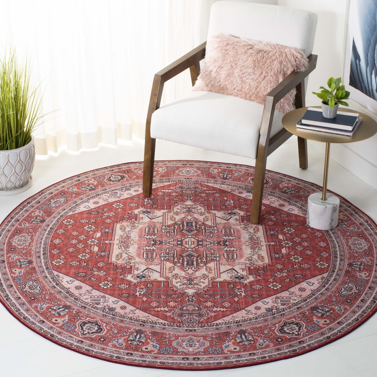 SAFAVIEH Tucson Collection TSN139R Red / Pink Rug - 6' Square