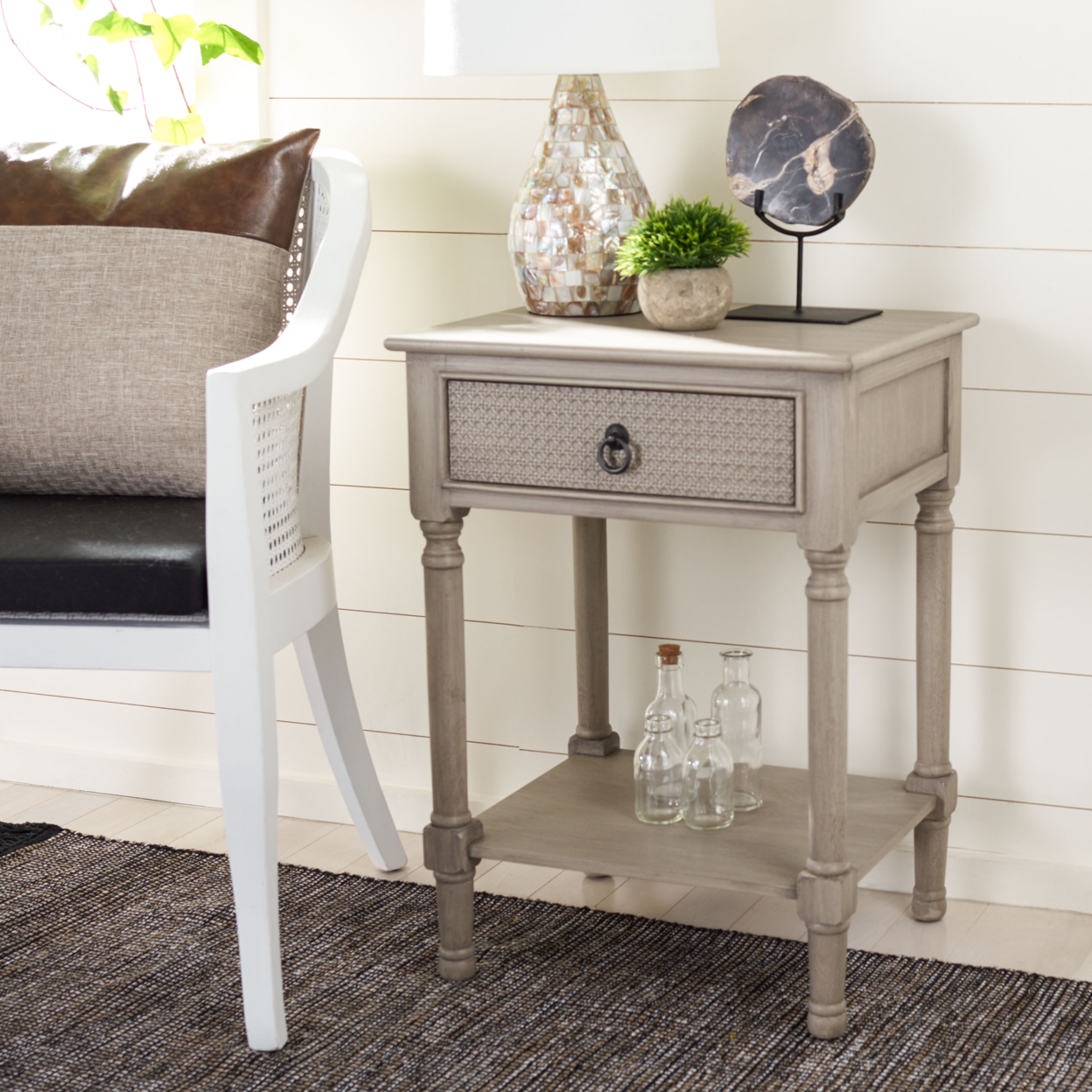 SAFAVIEH Haines 1-Drawer Accent Table Greige
