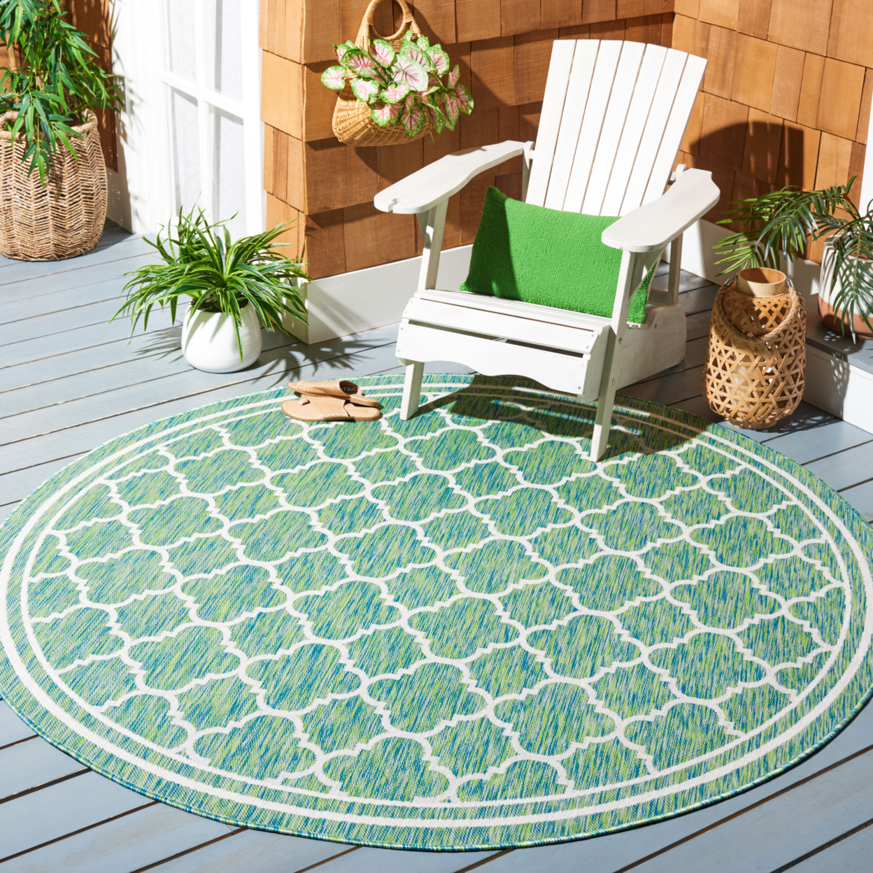 SAFAVIEH Outdoor CY8918-55721 Courtyard Green / Ivory Rug - 6' 7 Square