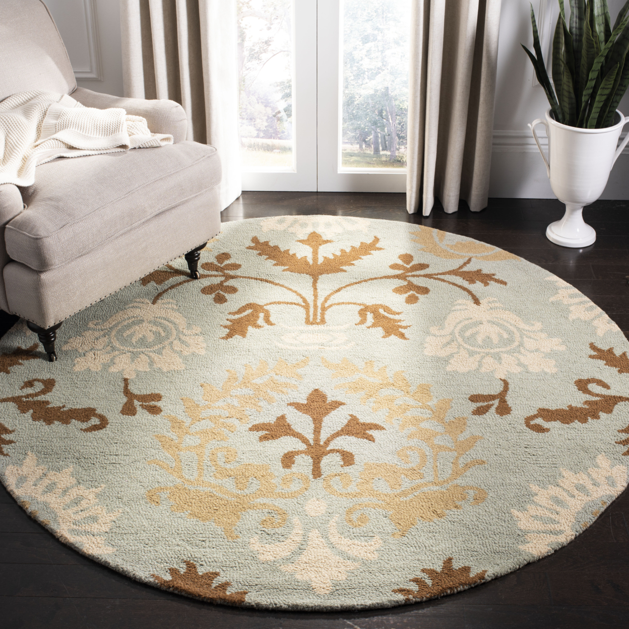 SAFAVIEH Blossom BLM787A Hand-hooked Blue / Multi Rug - 6' Round