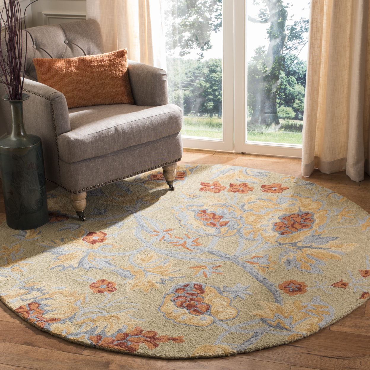 SAFAVIEH Blossom BLM922A Hand-hooked Beige / Multi Rug - 5' X 8'