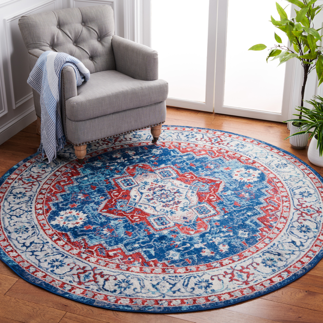 SAFAVIEH Brentwood Collection BNT851P Navy / Red Rug - 6' 7 Square
