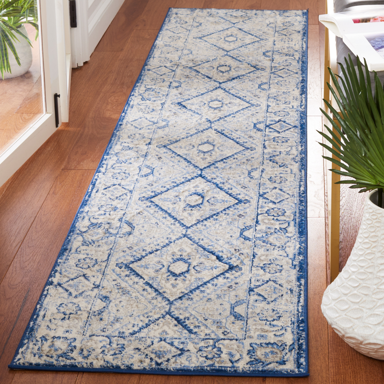 SAFAVIEH Brentwood Collection BNT876M Blue / Ivory Rug - 2' X 9'