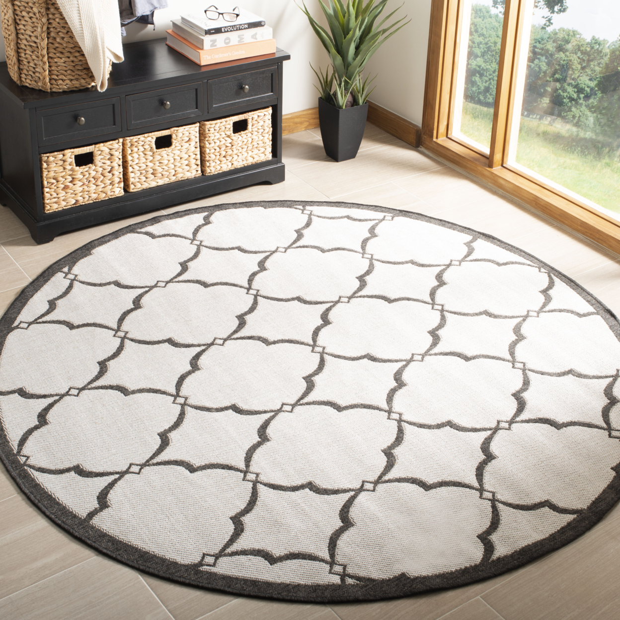 SAFAVIEH Outdoor LND125A Linden Light Grey / Charcoal Rug - 6' 7 Square